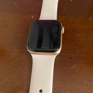 Apple Watch Series 4